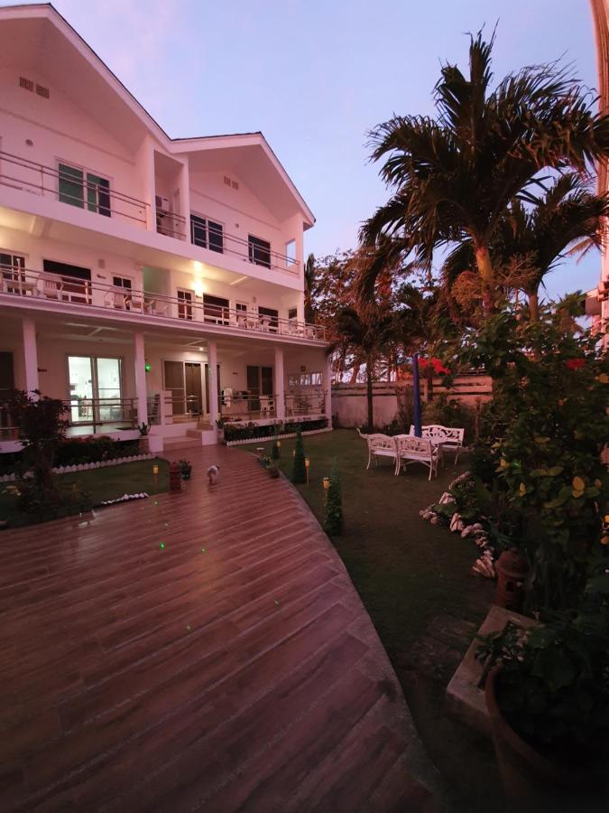 Clubboracay Apartelle Balabag  Extérieur photo