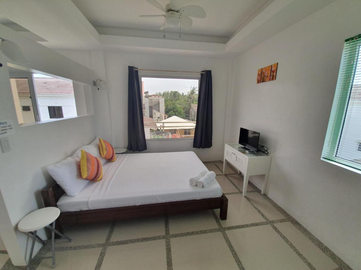 Clubboracay Apartelle Balabag  Extérieur photo