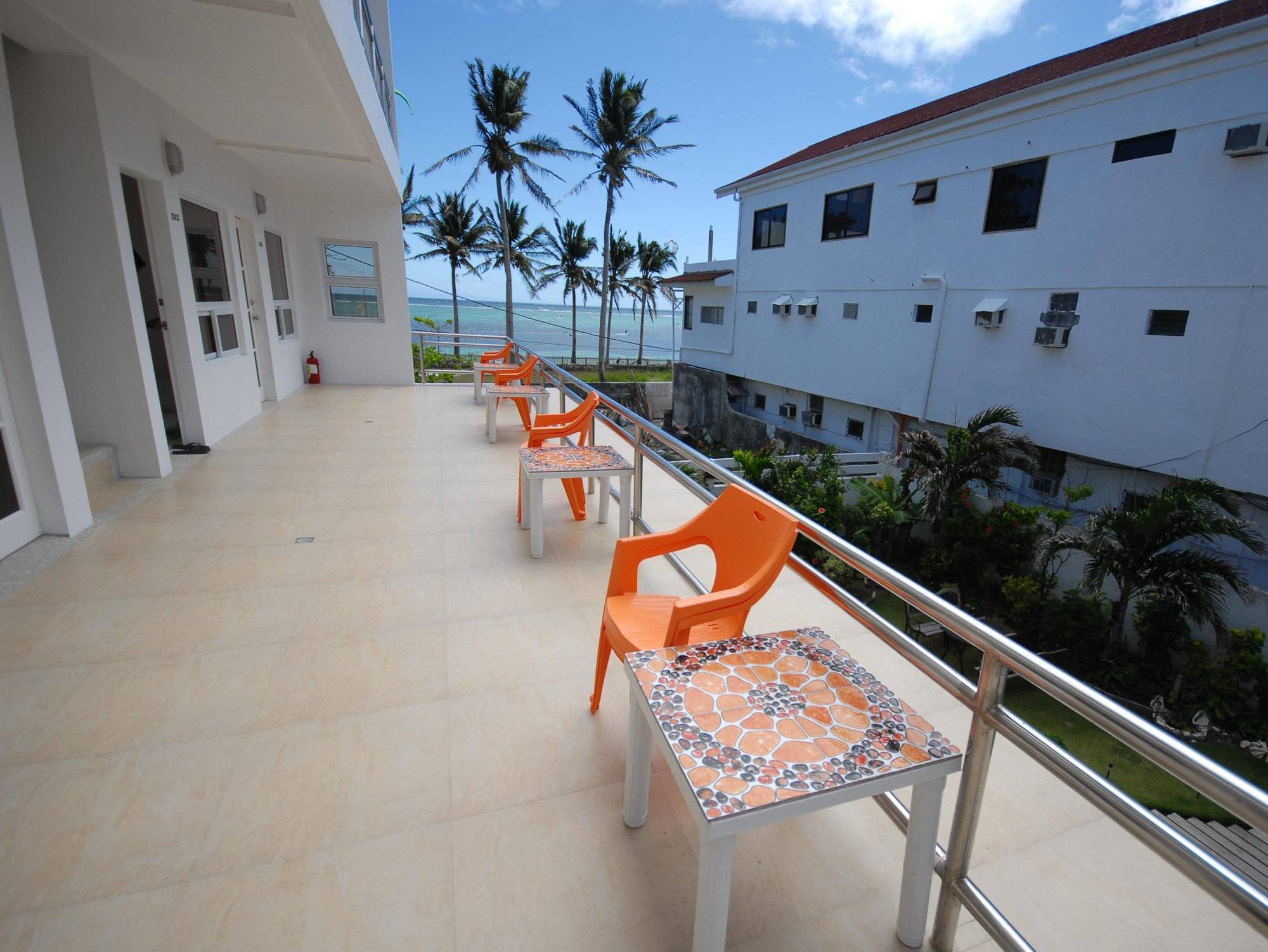 Clubboracay Apartelle Balabag  Extérieur photo